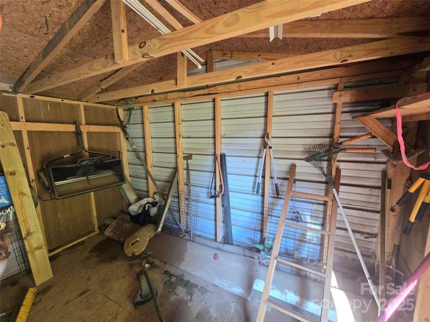 515 McCaskill Road, Biscoe, NC 27209.  MLS# CAR4295644, YatesRealty ID 35055. 