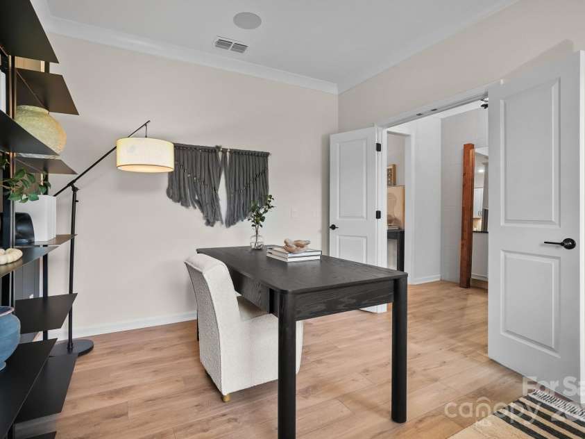 11428 Glasden Road, Charlotte, NC 28278.  MLS# CAR4290630, YatesRealty ID 35056. Representative Photo Only