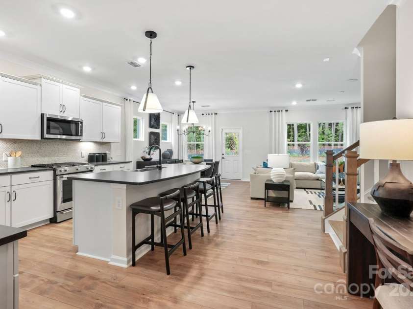 11428 Glasden Road, Charlotte, NC 28278.  MLS# CAR4290630, YatesRealty ID 35056. Representative Photo Only
