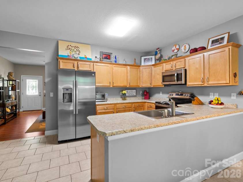 7 Winters Edge Lane, Asheville, NC 28803.  MLS# CAR4400181, YatesRealty ID 35056. 