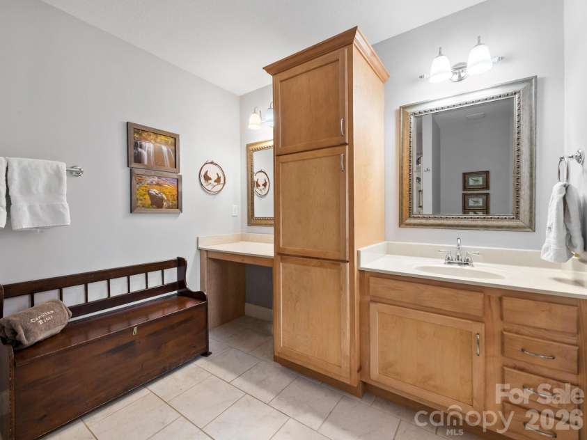 7 Winters Edge Lane, Asheville, NC 28803.  MLS# CAR4400181, YatesRealty ID 35056. 