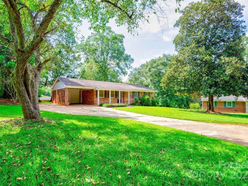 3018 Delano Place, Shelby, NC 28152.  MLS# CAR4295477, YatesRealty ID 35057. 