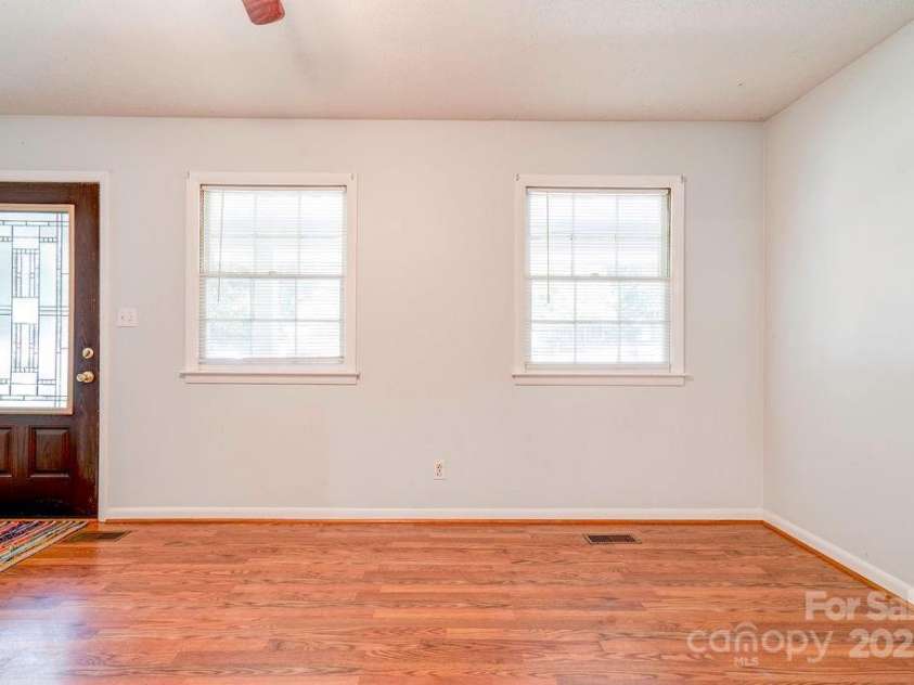 3018 Delano Place, Shelby, NC 28152.  MLS# CAR4295477, YatesRealty ID 35057. 