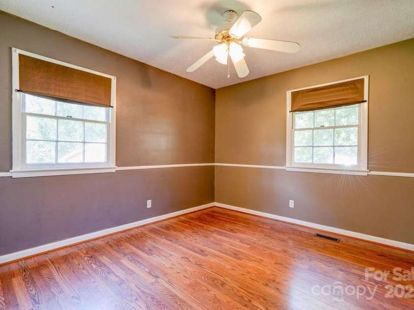 3018 Delano Place, Shelby, NC 28152.  MLS# CAR4295477, YatesRealty ID 35057. 