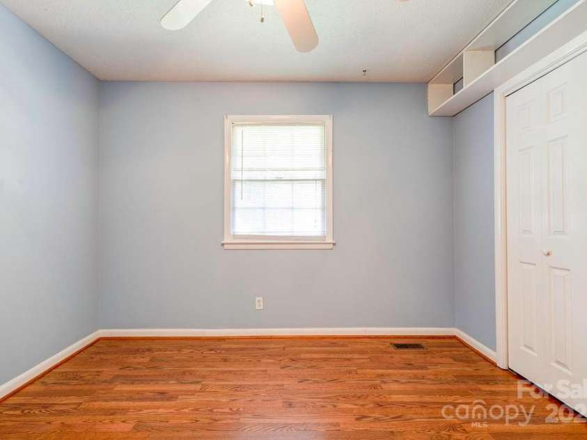 3018 Delano Place, Shelby, NC 28152.  MLS# CAR4295477, YatesRealty ID 35057. 