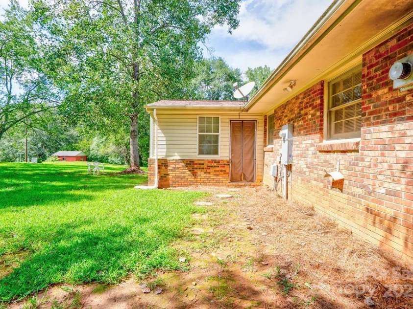 3018 Delano Place, Shelby, NC 28152.  MLS# CAR4295477, YatesRealty ID 35057. 