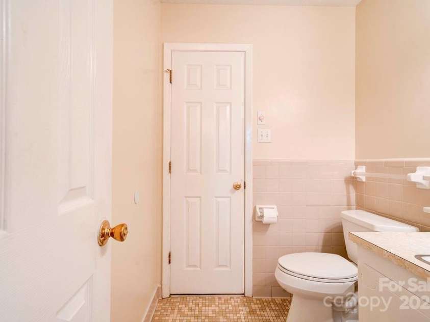 3018 Delano Place, Shelby, NC 28152.  MLS# CAR4295477, YatesRealty ID 35057. 