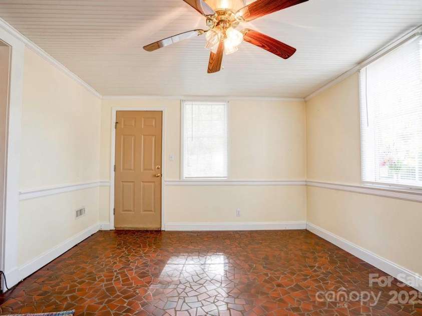 3018 Delano Place, Shelby, NC 28152.  MLS# CAR4295477, YatesRealty ID 35057. 