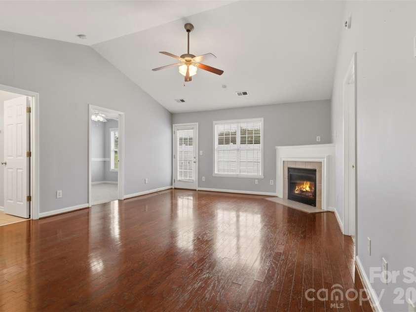 1306 Bayswater Drive, High Point, NC 27265.  MLS# CAR4399020, YatesRealty ID 35058. 