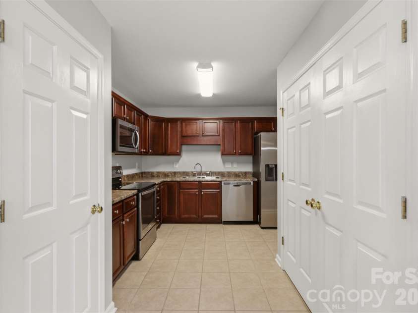 1306 Bayswater Drive, High Point, NC 27265.  MLS# CAR4399020, YatesRealty ID 35058. 