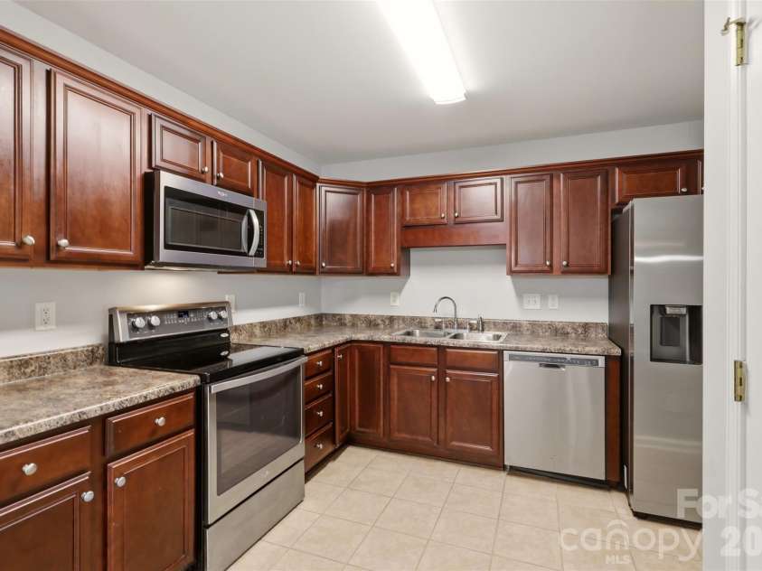 1306 Bayswater Drive, High Point, NC 27265.  MLS# CAR4399020, YatesRealty ID 35058. 
