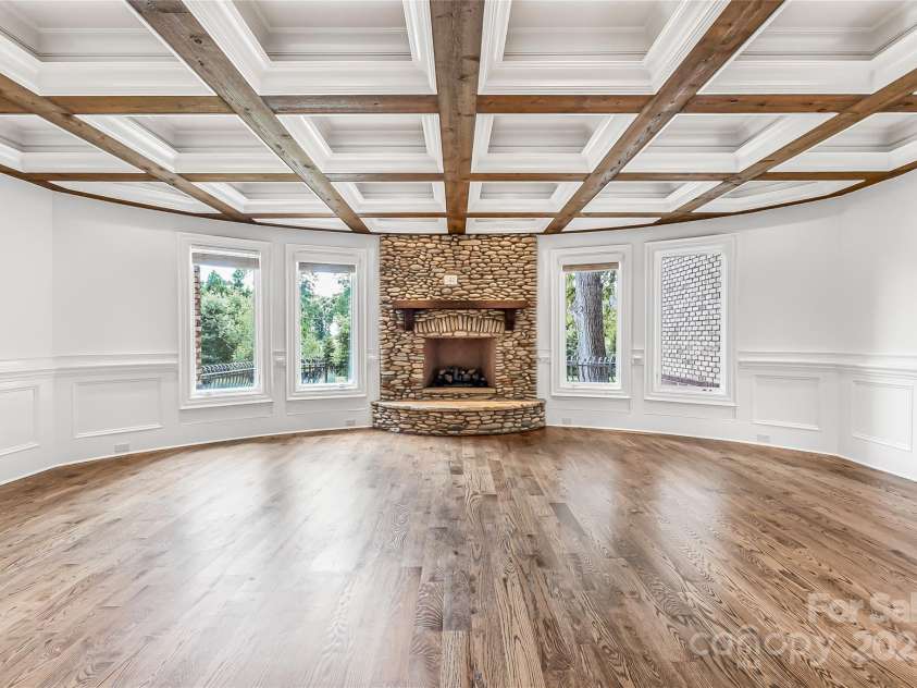 612 Beauhaven Lane, Waxhaw, NC 28173.  MLS# CAR4290062, YatesRealty ID 35058. Main Living Room