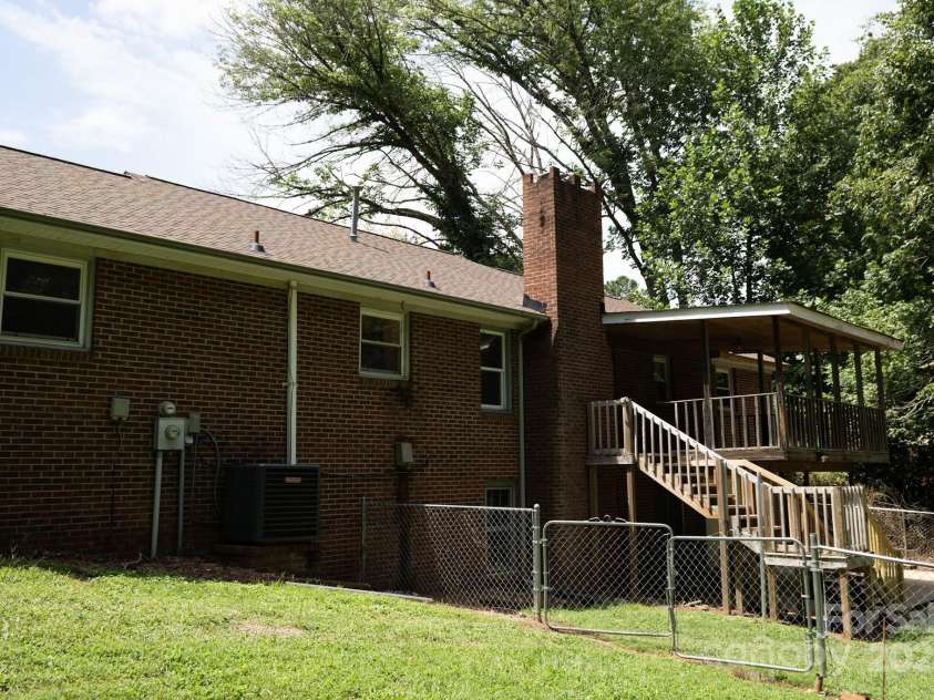 205 Dana Drive, Salisbury, NC 28147.  MLS# CAR4288780, YatesRealty ID 35059. Enjoy a good sized fenced backyard