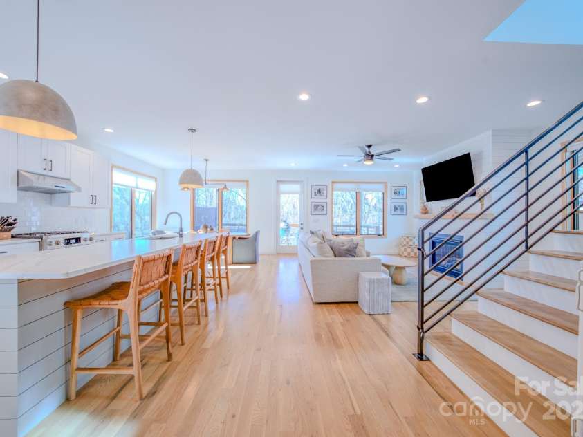 161 Hudson Street, Asheville, NC 28806.  MLS# CAR4205110, YatesRealty ID 3506. Kitchen Opens to Dining and Living Areas