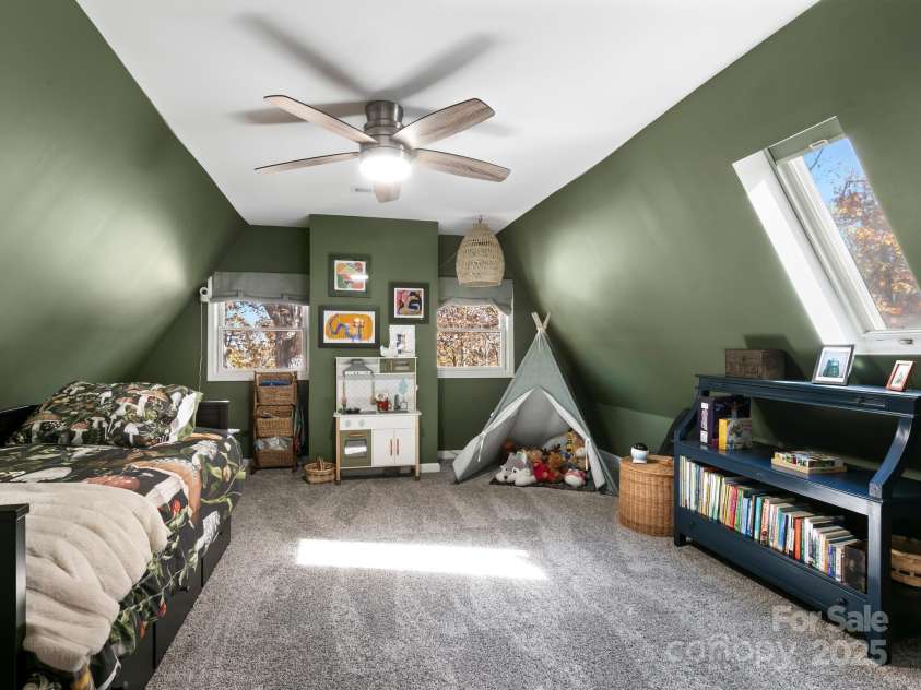 39 Little Piney Mountain Road, Candler, NC 28715.  MLS# CAR4319566, YatesRealty ID 3506. 