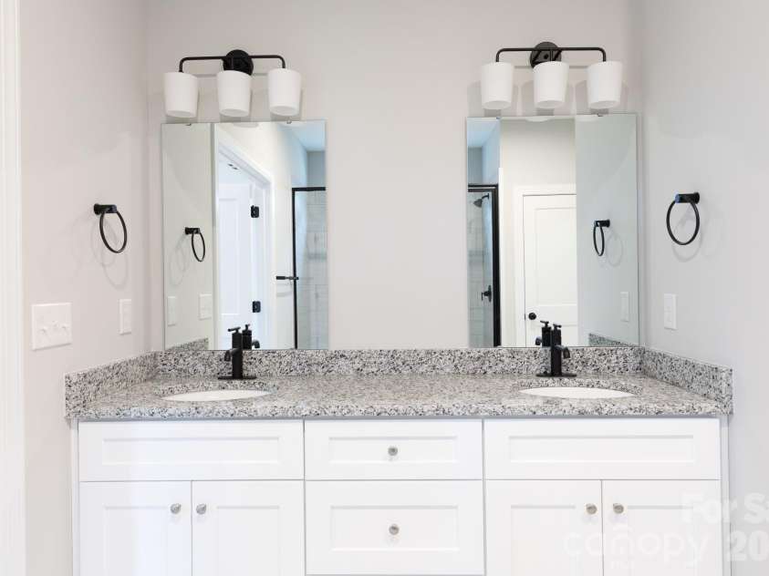 502 Squaw Lane, Edgemoor, SC 29712.  MLS# CAR4342690, YatesRealty ID 3506. Double sink in primary bath.