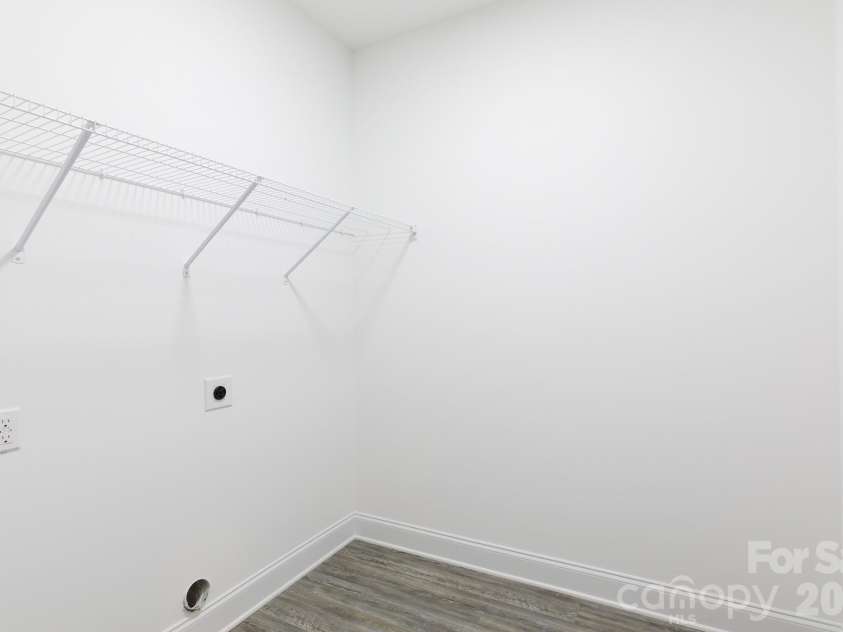 502 Squaw Lane, Edgemoor, SC 29712.  MLS# CAR4342690, YatesRealty ID 3506. Laundry room