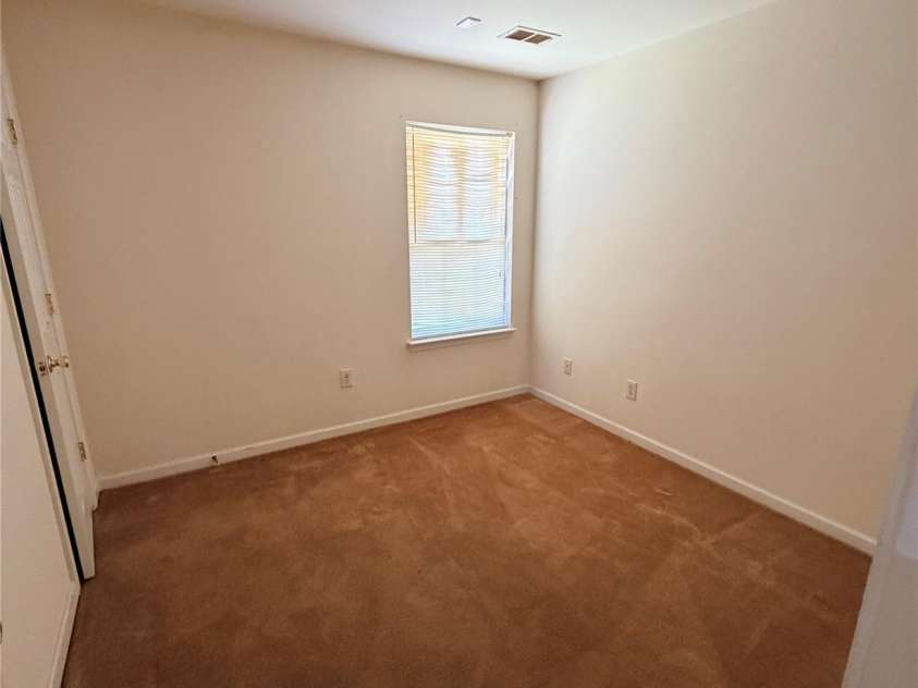 3834 Brookchase Lane, Charlotte, NC 28205.  MLS# CAR4398531, YatesRealty ID 35060. 