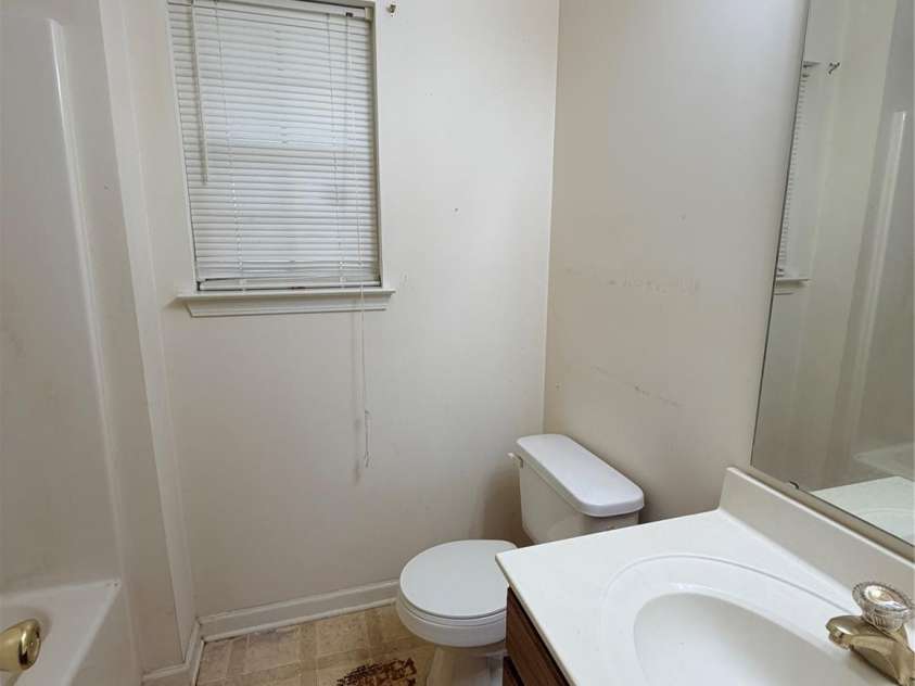 3834 Brookchase Lane, Charlotte, NC 28205.  MLS# CAR4398531, YatesRealty ID 35060. 