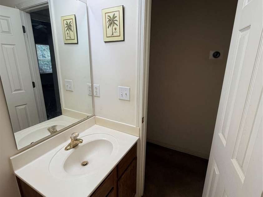 3834 Brookchase Lane, Charlotte, NC 28205.  MLS# CAR4398531, YatesRealty ID 35060. 