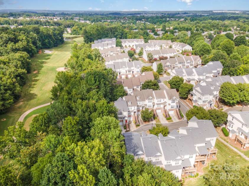 7103 Founders Club Court, Charlotte, NC 28269.  MLS# CAR4294615, YatesRealty ID 35061. 