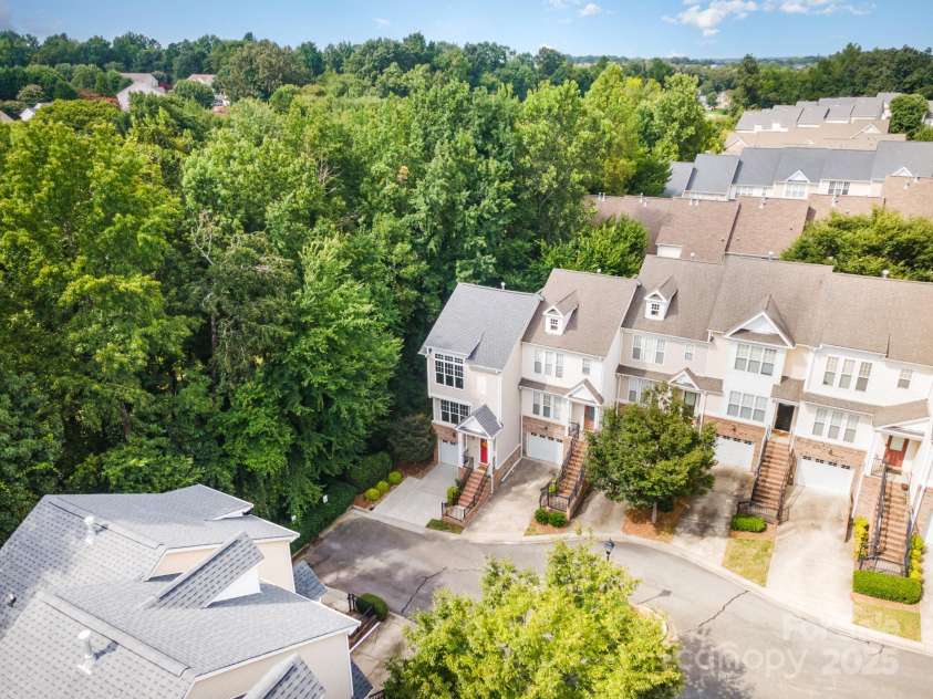 7103 Founders Club Court, Charlotte, NC 28269.  MLS# CAR4294615, YatesRealty ID 35061. 