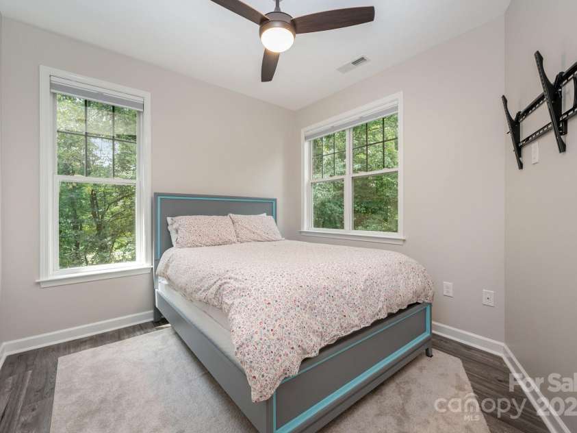 7103 Founders Club Court, Charlotte, NC 28269.  MLS# CAR4294615, YatesRealty ID 35061. Guest Bedroom 1 w/ new LVP flooring