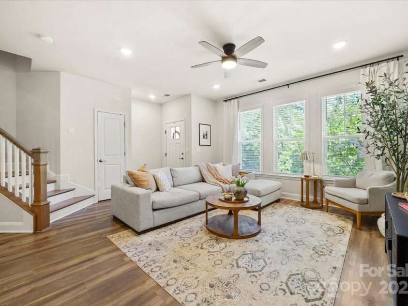 1140 Drummond Avenue, Charlotte, NC 28205.  MLS# CAR4277447, YatesRealty ID 35062. 