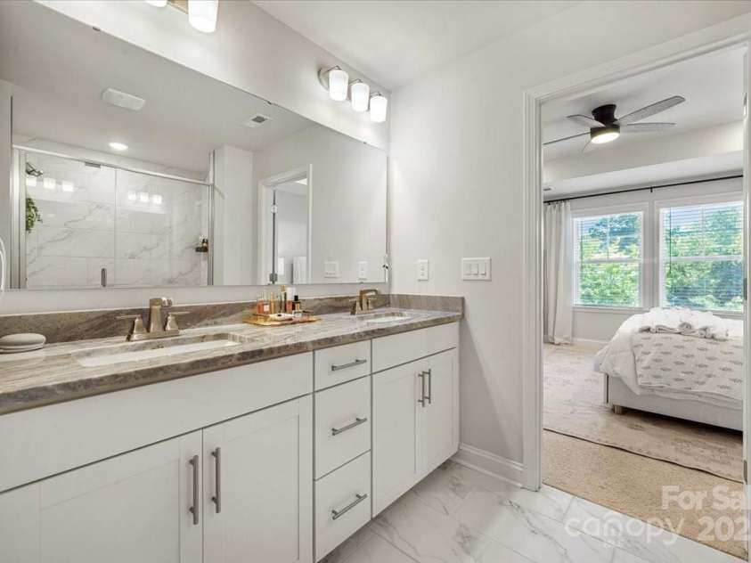 1140 Drummond Avenue, Charlotte, NC 28205.  MLS# CAR4277447, YatesRealty ID 35062. 