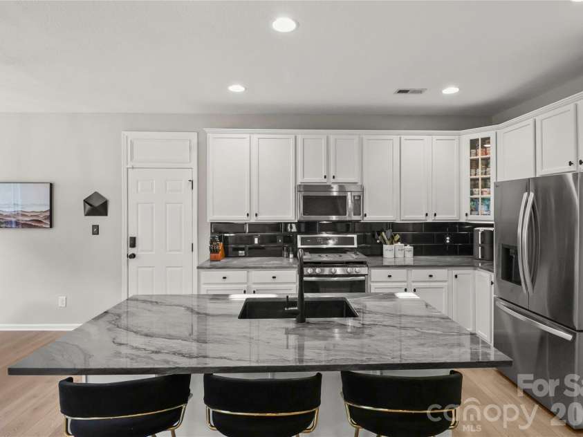 12524 Generations Street, Charlotte, NC 28278.  MLS# CAR4397575, YatesRealty ID 35064. 