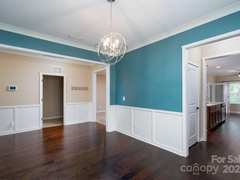 2496 Bergamot Street, Tega Cay, SC 29708.  MLS# CAR4288569, YatesRealty ID 35064. Kitchen