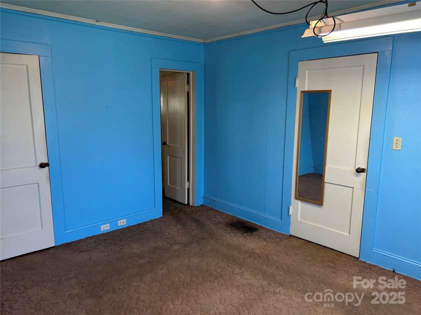 1012 Midlake Avenue, Kannapolis, NC 28083.  MLS# CAR4293787, YatesRealty ID 35065. 