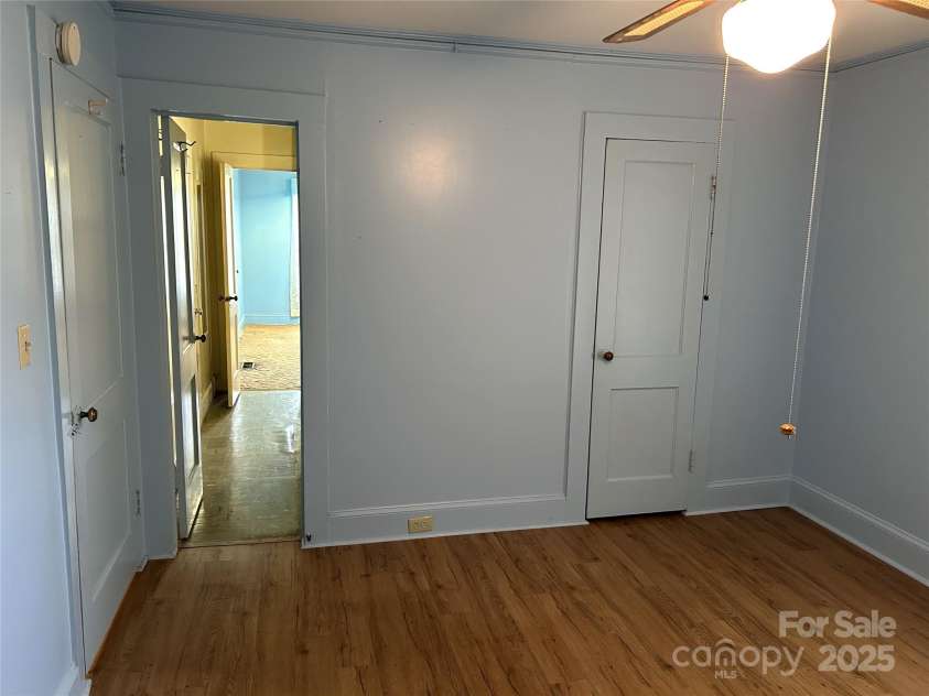 1012 Midlake Avenue, Kannapolis, NC 28083.  MLS# CAR4293787, YatesRealty ID 35065. 