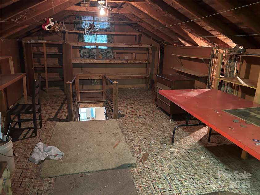 1012 Midlake Avenue, Kannapolis, NC 28083.  MLS# CAR4293787, YatesRealty ID 35065. 