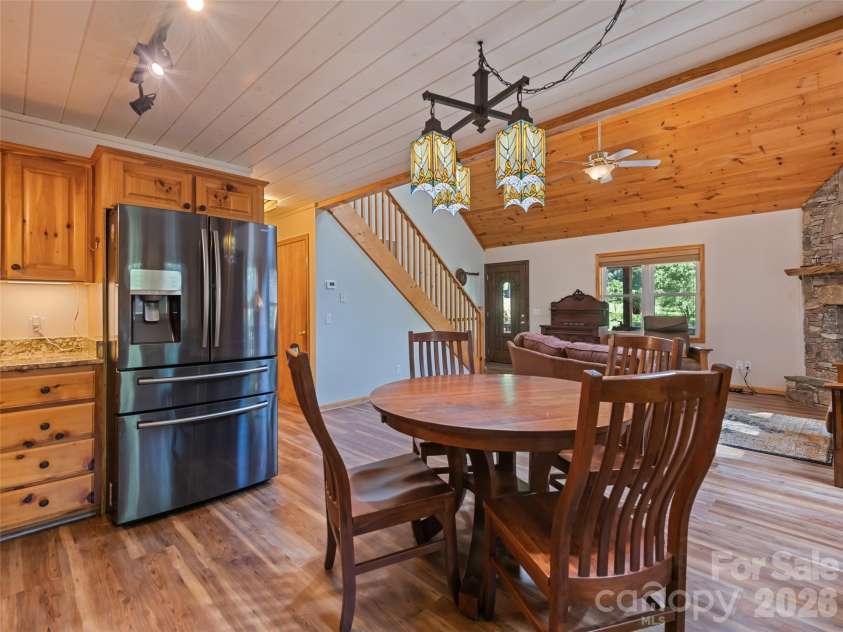 171 Cripple Creek Drive, Waynesville, NC 28785.  MLS# CAR4399780, YatesRealty ID 35067. Dining Area