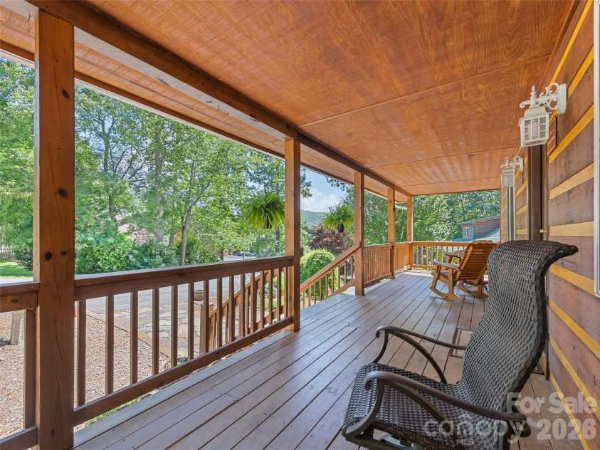 171 Cripple Creek Drive, Waynesville, NC 28785.  MLS# CAR4399780, YatesRealty ID 35067. Front Deck