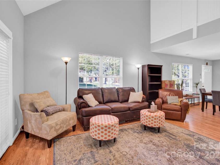 8811 Roseton Lane, Charlotte, NC 28277.  MLS# CAR4297343, YatesRealty ID 35067. 
