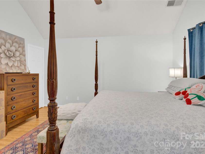 8811 Roseton Lane, Charlotte, NC 28277.  MLS# CAR4297343, YatesRealty ID 35067. 
