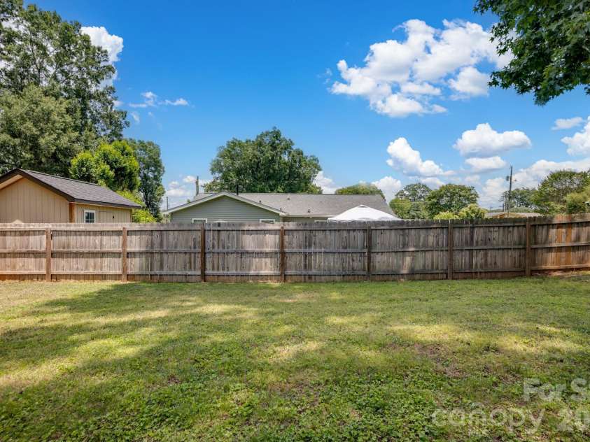 612 Welsh Avenue, Monroe, NC 28112.  MLS# CAR4398332, YatesRealty ID 35068. 