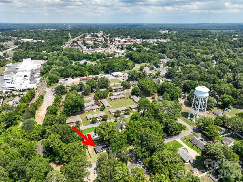612 Welsh Avenue, Monroe, NC 28112.  MLS# CAR4398332, YatesRealty ID 35068. 
