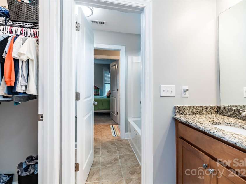 7052 Barnstone Court, Denver, NC 28037.  MLS# CAR4295531, YatesRealty ID 35068. Bedroom 4 Jack and Jill