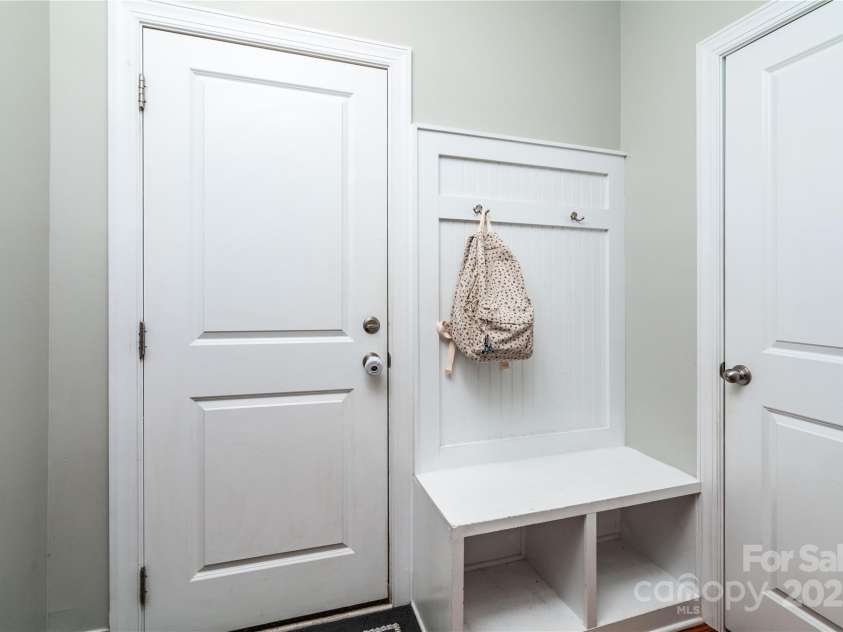 7052 Barnstone Court, Denver, NC 28037.  MLS# CAR4295531, YatesRealty ID 35068. Drop Zone off of the Garage and behind the kitchen