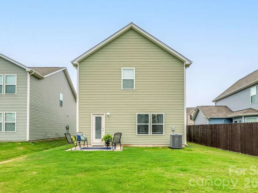 12551 Gotland Road, Midland, NC 28107.  MLS# CAR4396303, YatesRealty ID 35069. Spacious backyard with Patio