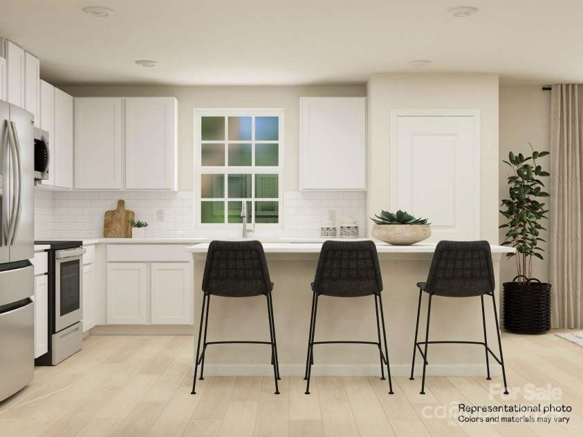 1725 Little York Circle, Edgemoor, SC 29712.  MLS# CAR4292201, YatesRealty ID 35069. Kitchen