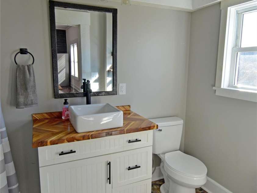 150 Hoyle Street, Marion, NC 28752.  MLS# CAR4333552, YatesRealty ID 3507. 