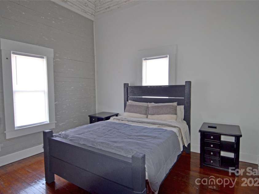 150 Hoyle Street, Marion, NC 28752.  MLS# CAR4333552, YatesRealty ID 3507. 