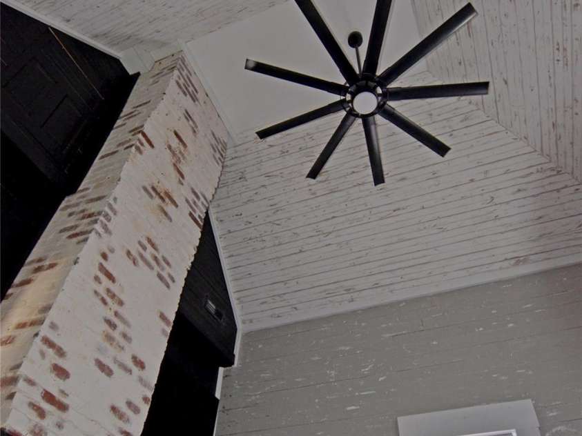 150 Hoyle Street, Marion, NC 28752.  MLS# CAR4333552, YatesRealty ID 3507. 