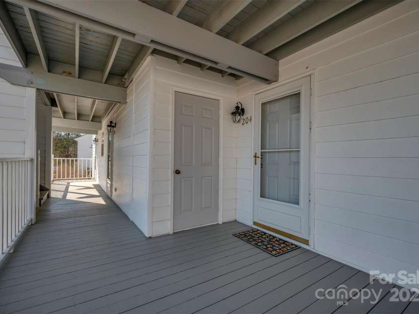 180 Kings Grant Drive, Rutherfordton, NC 28139.  MLS# CAR4240763, YatesRealty ID 3507. 