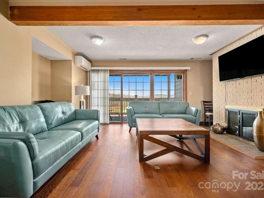 180 Kings Grant Drive, Rutherfordton, NC 28139.  MLS# CAR4240763, YatesRealty ID 3507. 