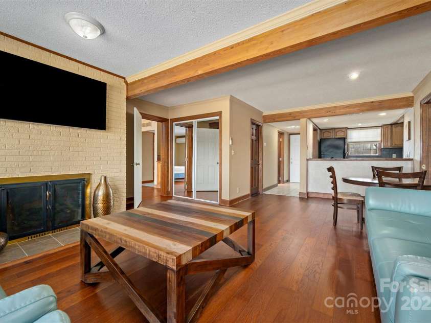 180 Kings Grant Drive, Rutherfordton, NC 28139.  MLS# CAR4240763, YatesRealty ID 3507. 